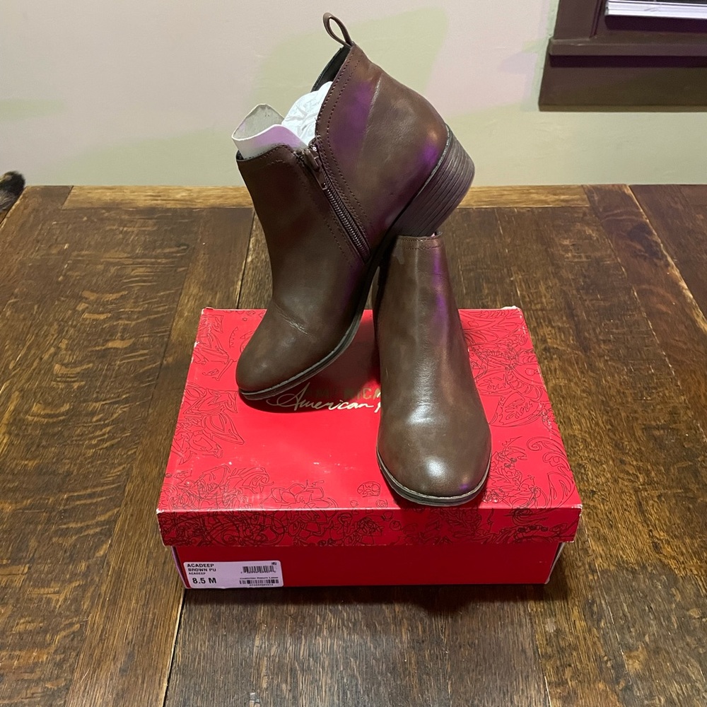 America Rag Faux Leather Dark Brown Chelsea Cadee Ankle Boots 8.5 - Picture 8 of 13